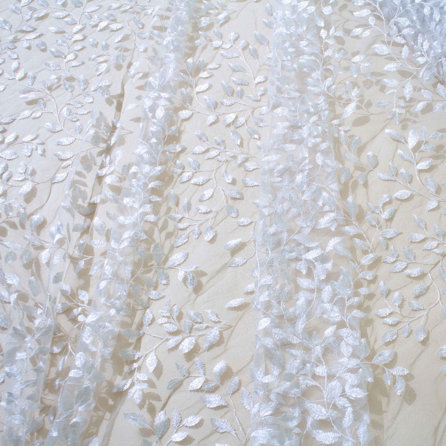 Brudspetstyg - Brud Bröllop Tyg Spets Tyll Sensommar Bladslingor Vit 14