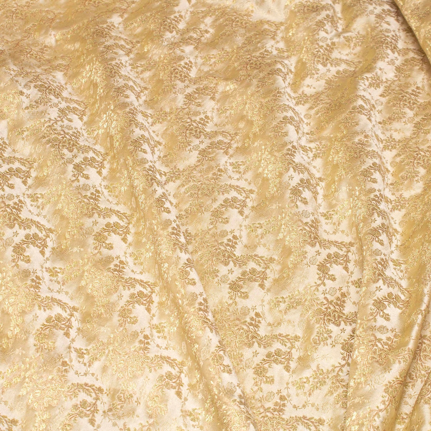 Sari - Siden Guld Beige Blommigt 66