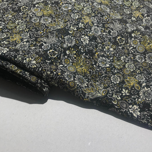Mönstrade Modetyger - Mode Tyg Crepe Väldigt Mjuk Grön Svart Blad 11