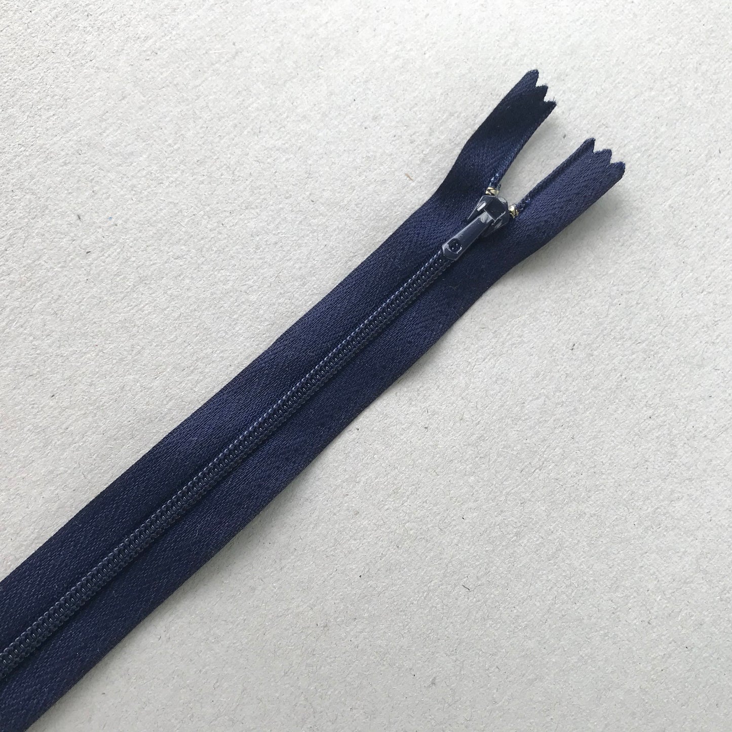 Dragkedja - Riri Marinblå 18cm 4