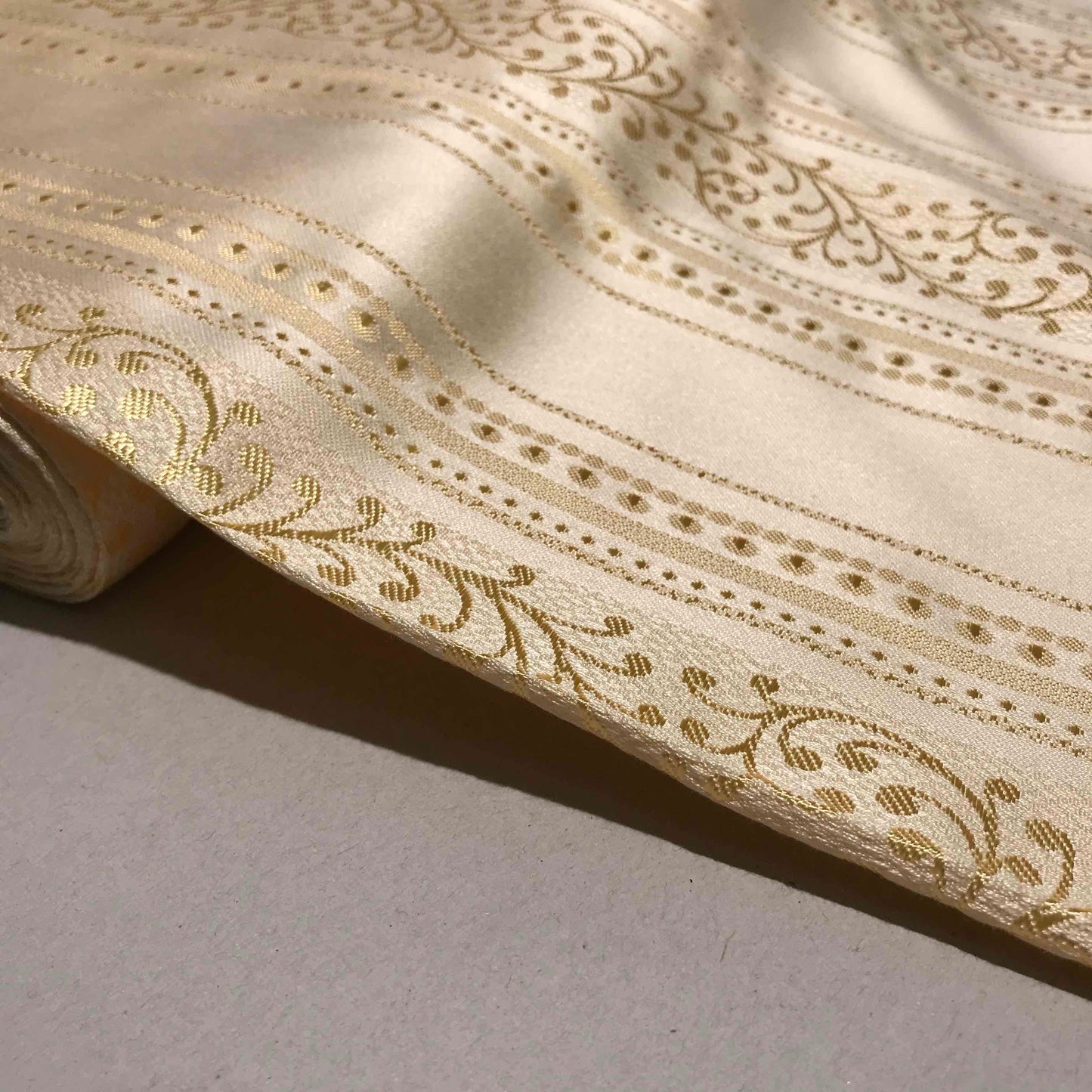 Grovt Bomullstyg - Beige Benvit Guld Bladslingor Linjer Randigt 5