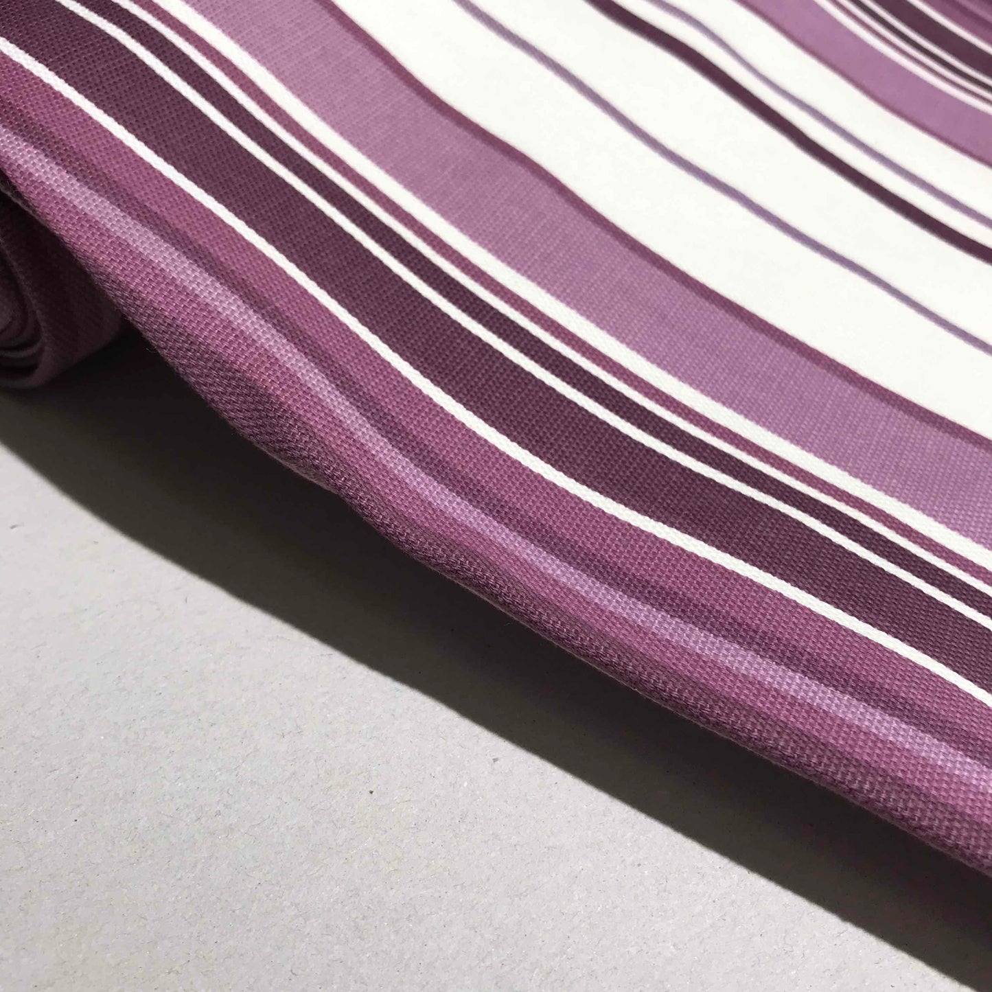 Grovt Bomullstyg - Canvas Tyg Bomull Markisväv Möbeltyg Retro Lila Vit Linjer Randigt 8