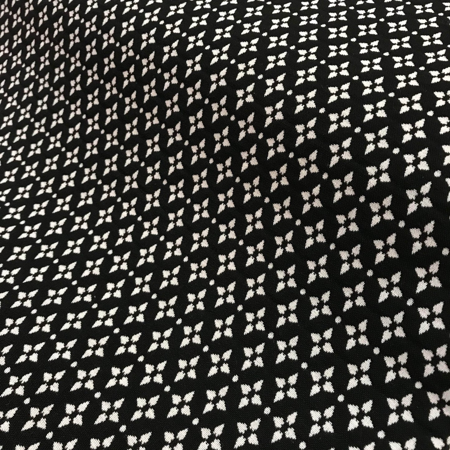 Stretchtyger - Diamond Flowers - Bomull Svart Vit Stark Stretch 9