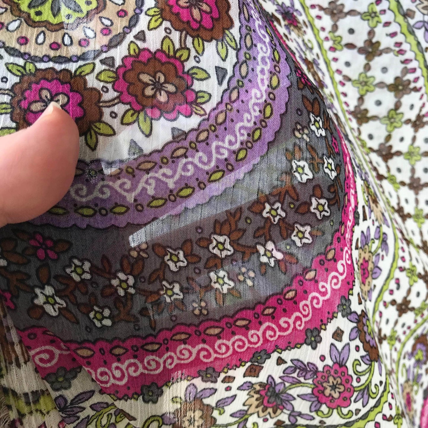 Mönstrade Modetyger - Chiffong Mandala Cirkel Blommigt Grön Brun Rosa Lila Vit 23