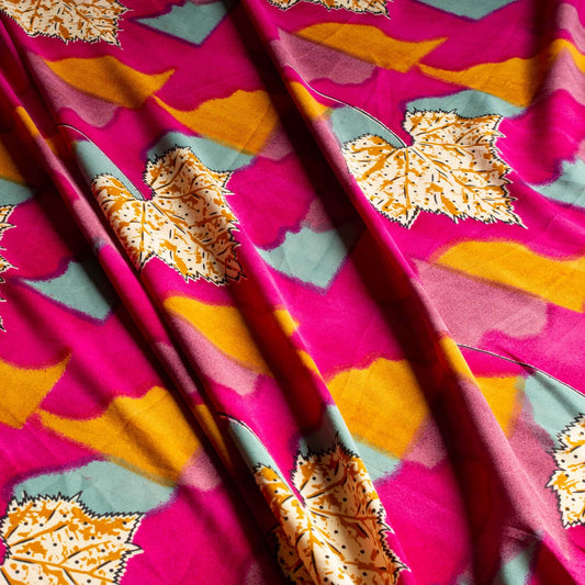 Mönstrade Modetyger - Mode Tyg Crepe Retro Gul Rosa Cerise Blå Blad 82