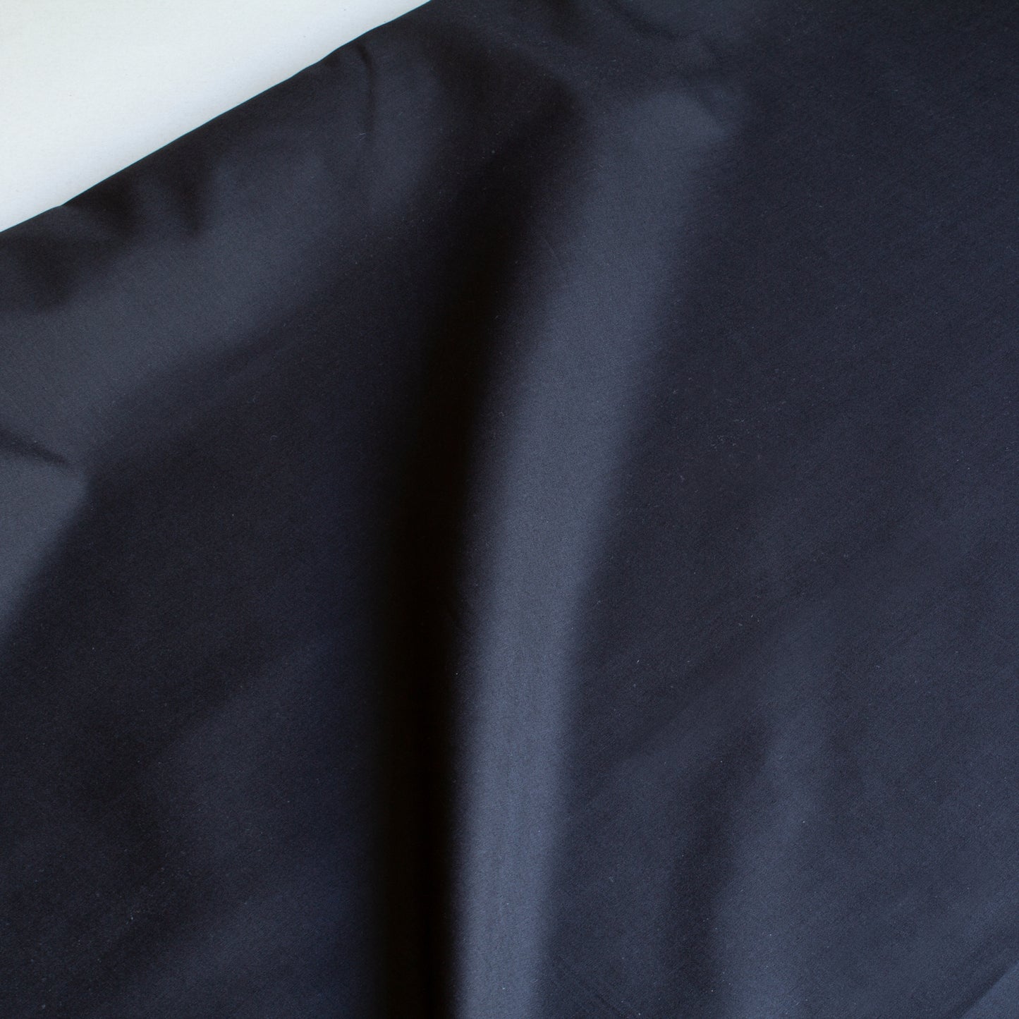 Enfärgat Poplintyg - Svart 43