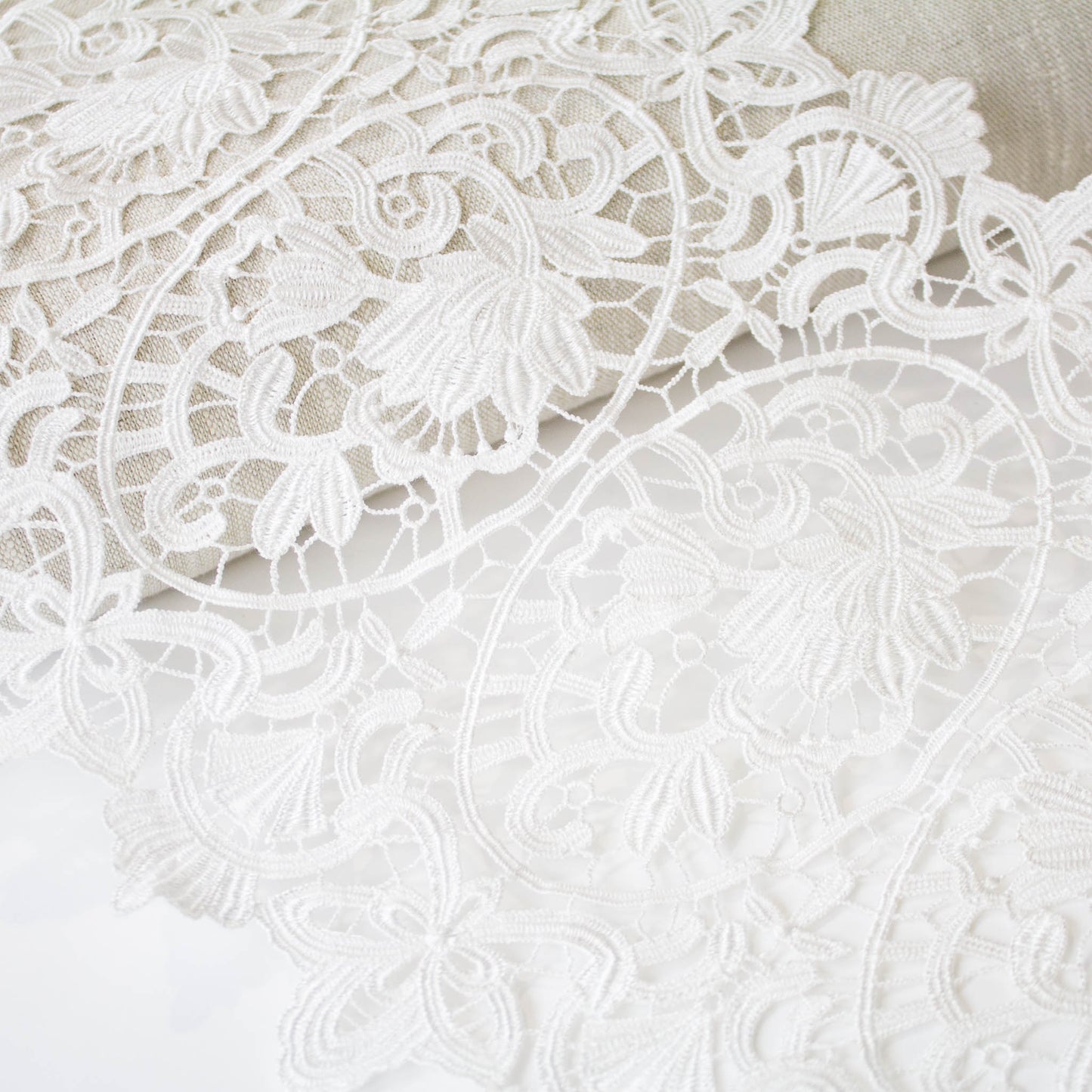 Broderade Spetsband - Band Brud Bröllop Knypplad Spets Vit Ultrabred Ovaler Med Blommor 15