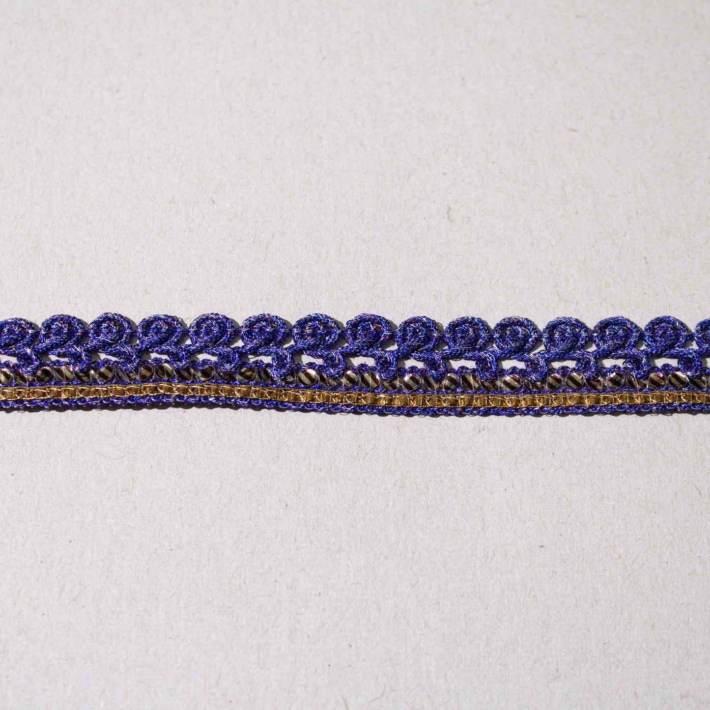 Band - Lila Guld 1cm 66