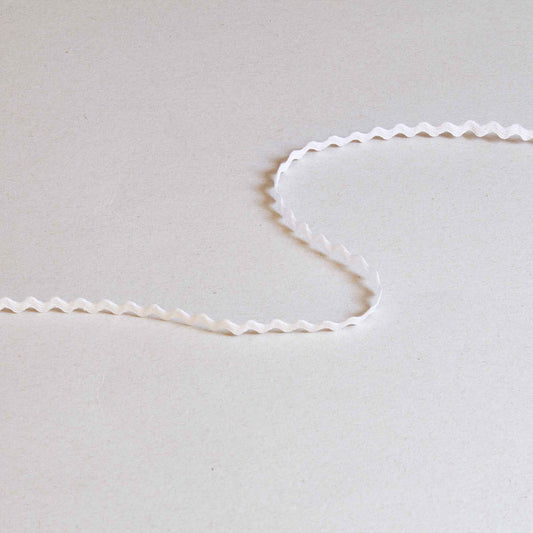 Band - Tygband Matt Vit Vågig 74