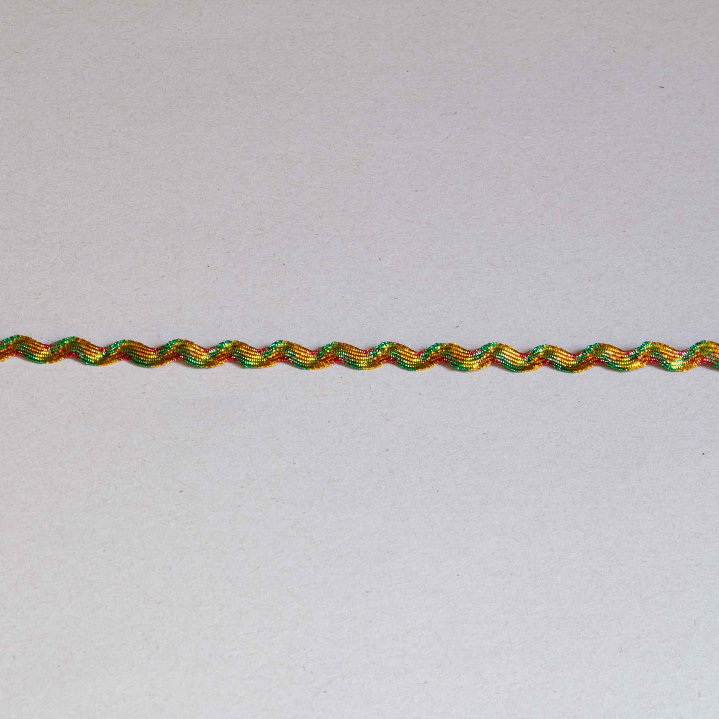 Band - Guld Grön Röd Skimmer Vågig 75