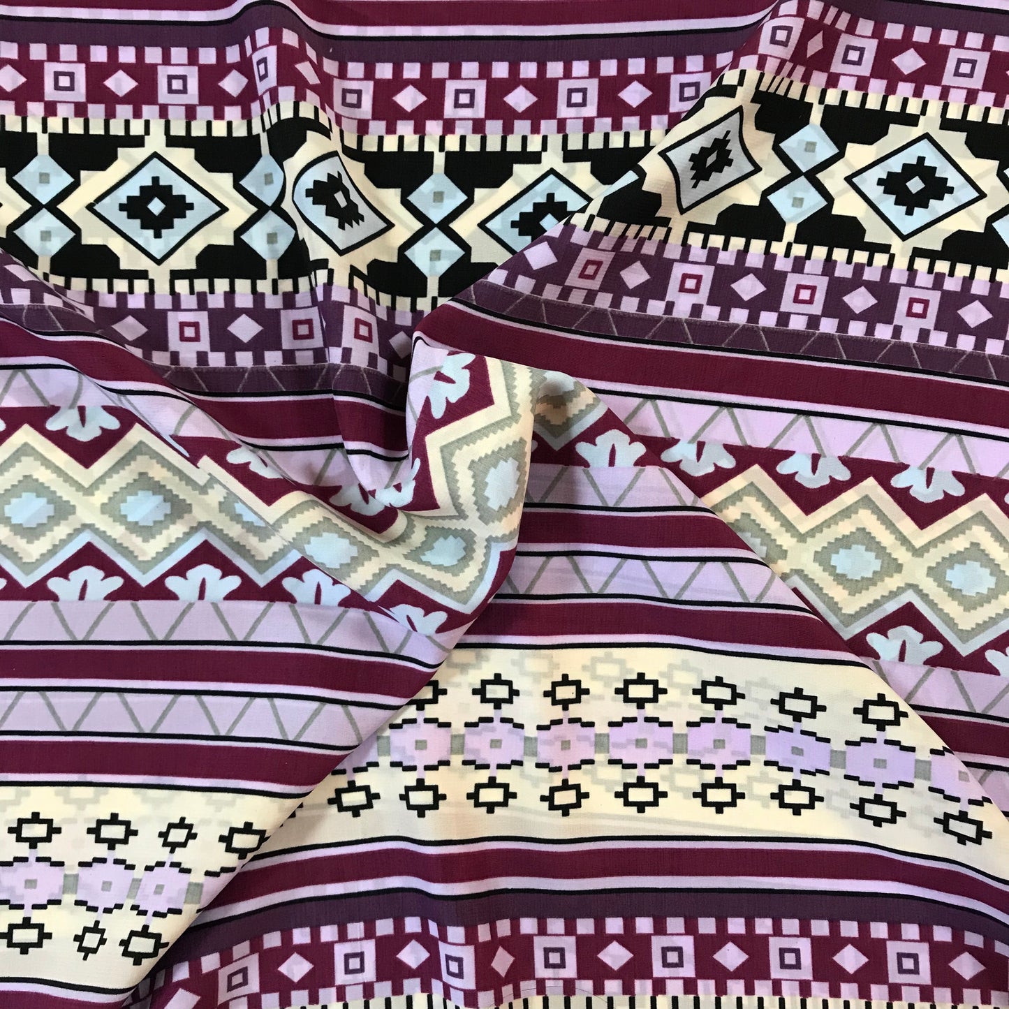 Fodertyg - Indian Mönster Lila Mingrön Ljusgul 44